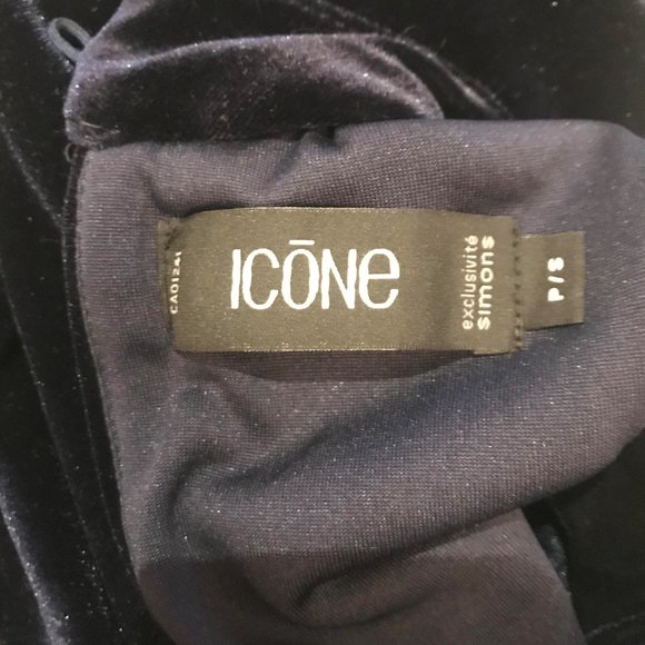 Navy Blue Flowy Keyhole Dress - Picture 2 of 2